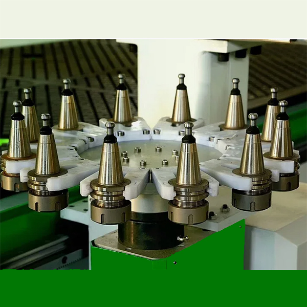 Магазин-Револьверного-типа-12-шт.-установка-на-портале